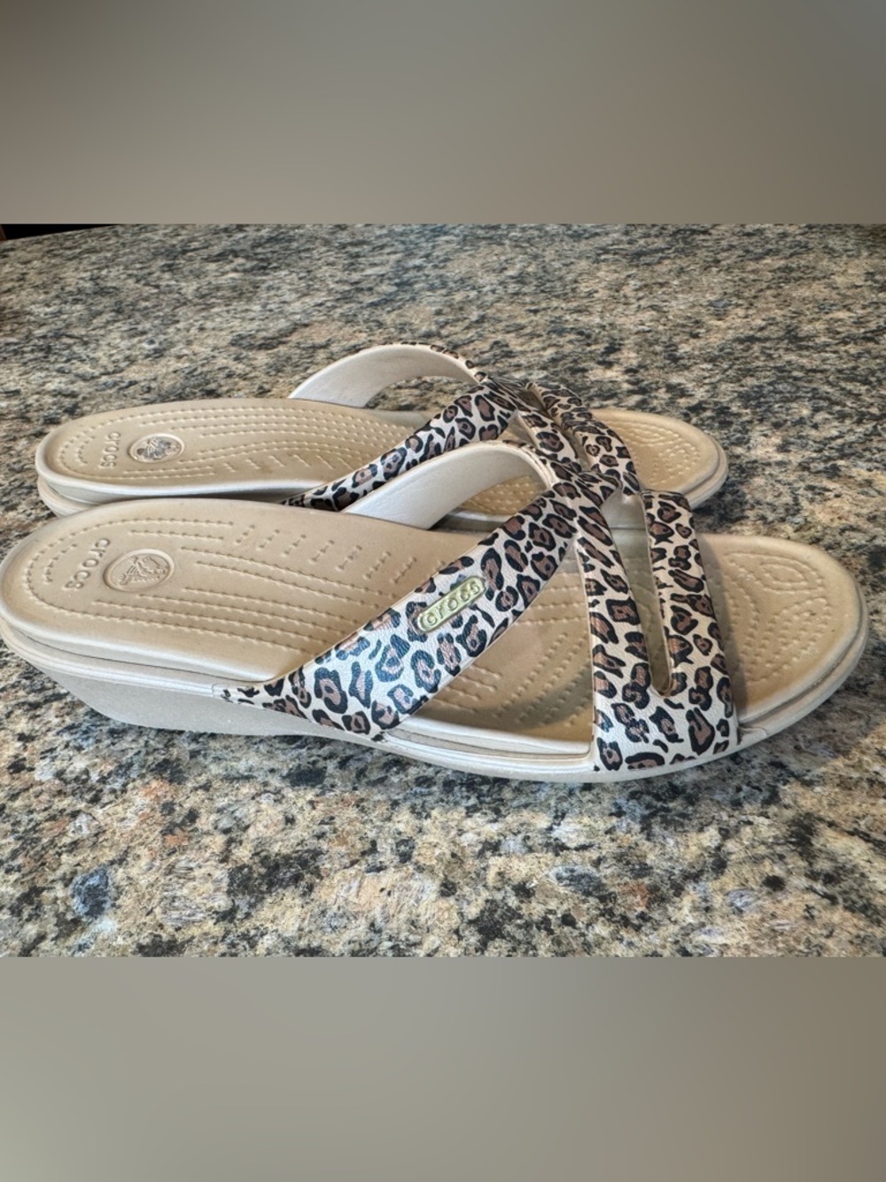Crocs Sandals Patricia II Women Sz 9 Leopard Cheetah Print Wedge Strappy Slides
